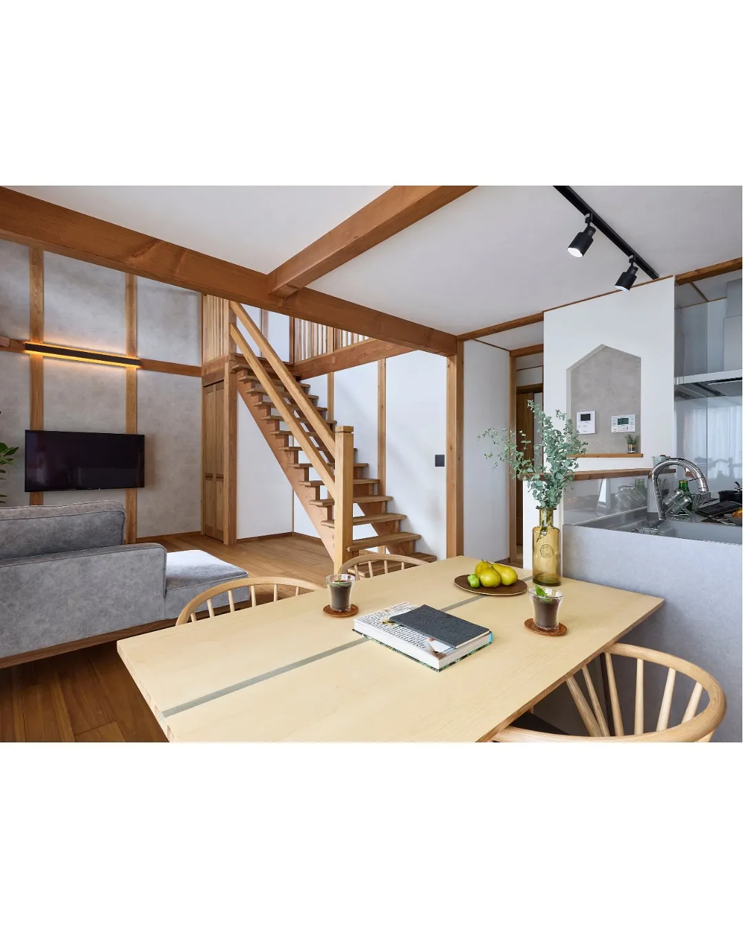 リビングで交わす何気ない会話