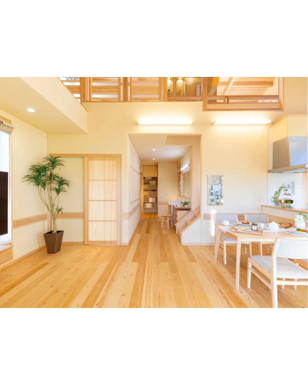 家族が自然と笑顔になる家づくりとは?