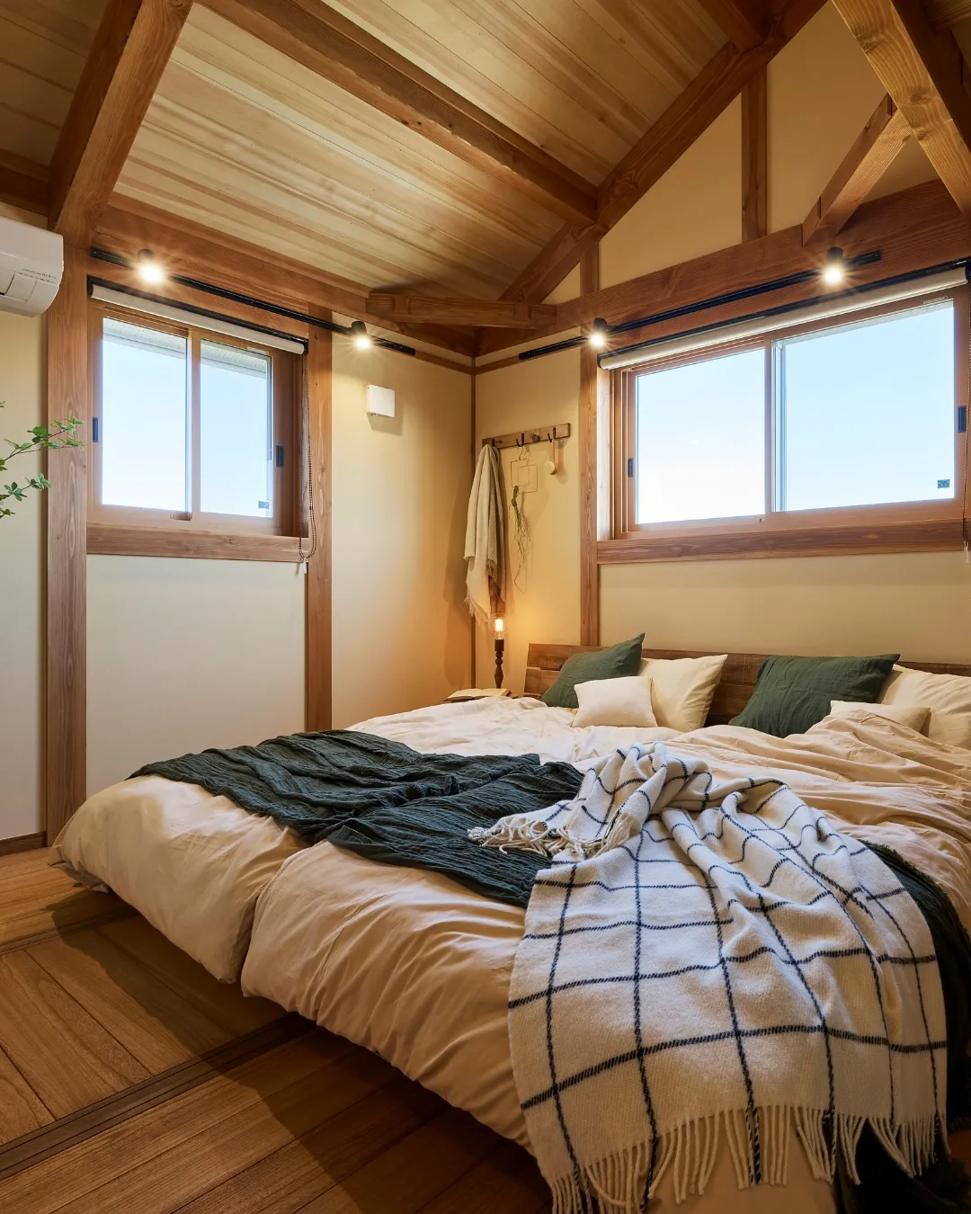 屋根裏のある家🏠✨