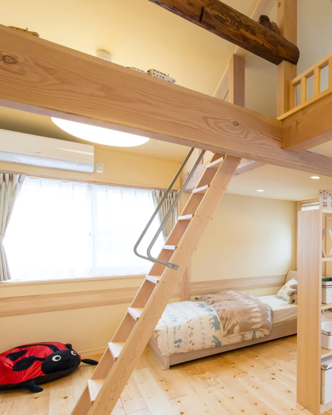 秘密基地みたいな屋根裏空間🏠✨